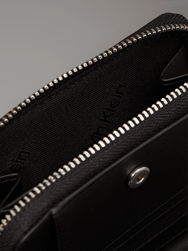 C.A.L.V.I.N K.L.E.I.N Zip Around Wallet