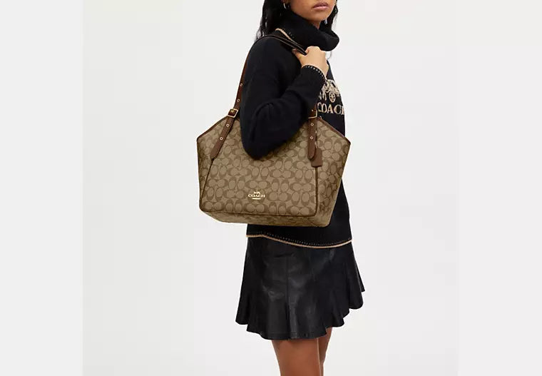 C.O.A.C.H. SHOULDER BAG