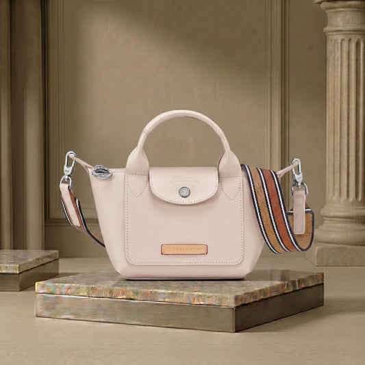 L.O-N.G.C.H-A.M.P Le Pliage Xtra Top Handle Bag XS