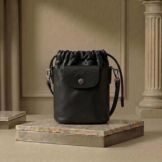 L.O-N.G.C.H-A.M.P Le Pliage Xtra Bucket bag