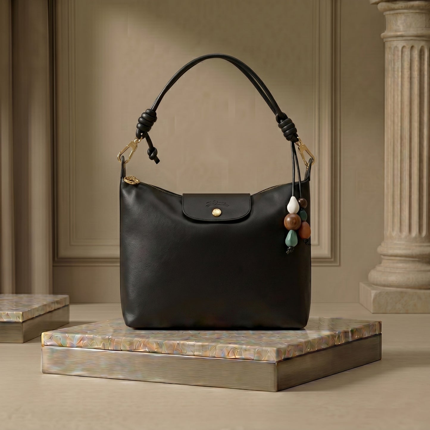 L.O-N.G.C.H-A.M.P Le Pliage Xtra Hobo bag M