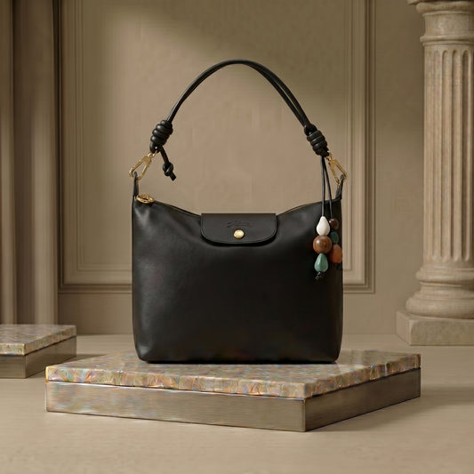 L.O-N.G.C.H-A.M.P Le Pliage Xtra Hobo bag M