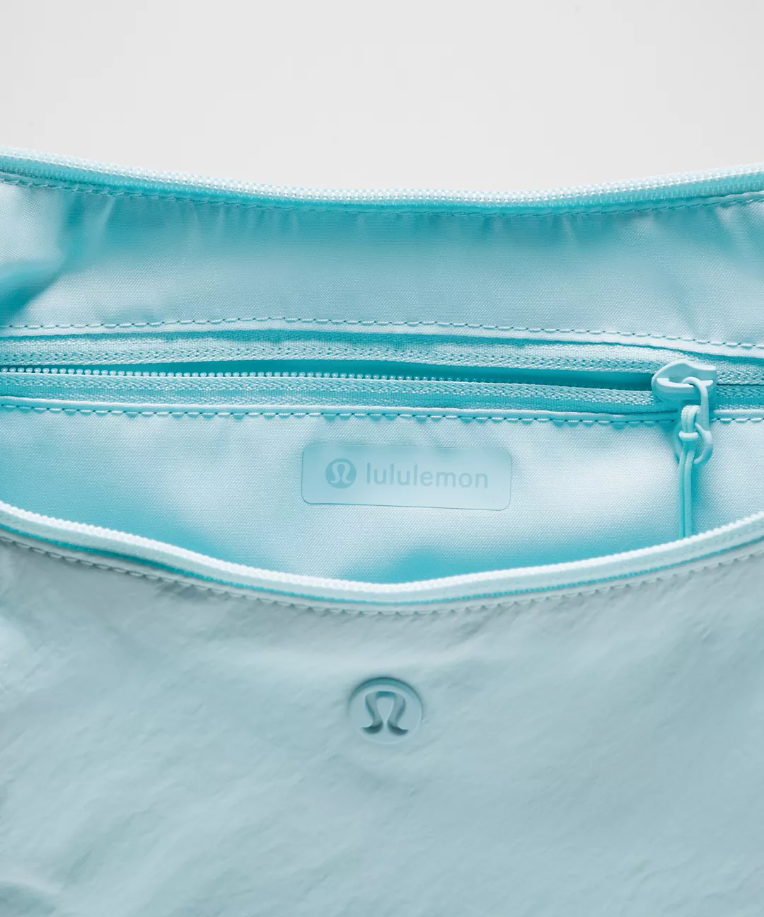 L.U.L.U.L.E.M.O.N Slouchy Sling Bag 6L
