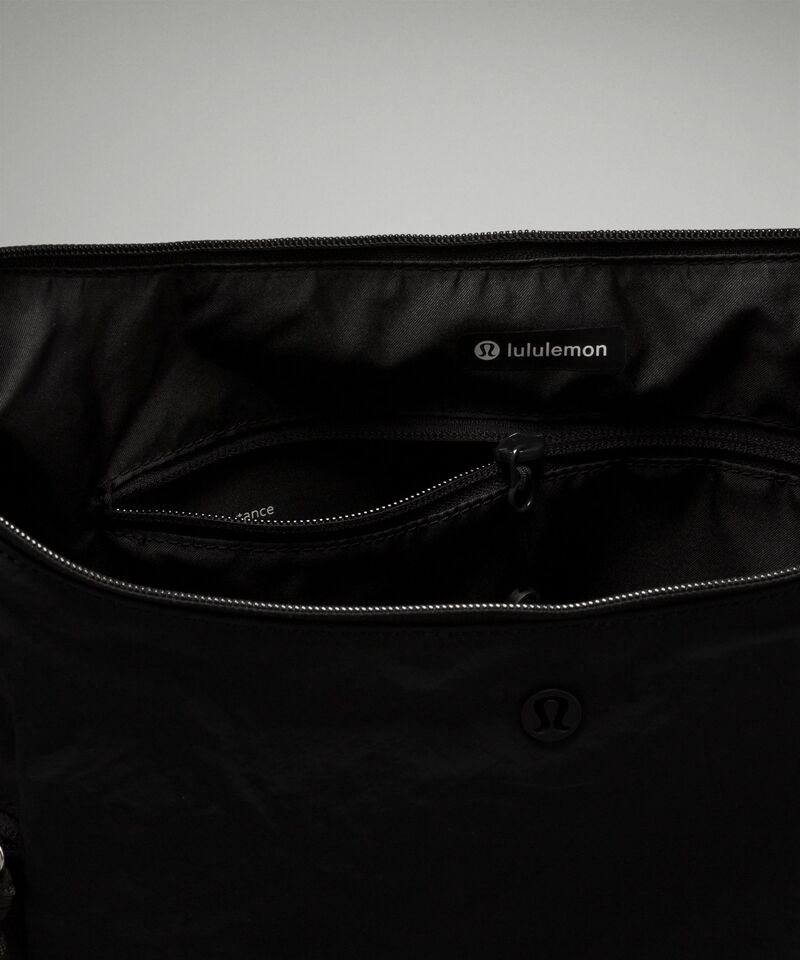L.U.L.U.L.E.M.O.N Large Slouchy Sling Bag 13L