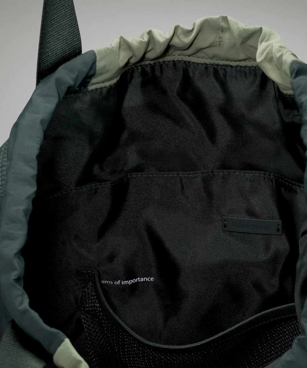 L.U.L.U.L.E.M.O.N  BACKPACK BAG