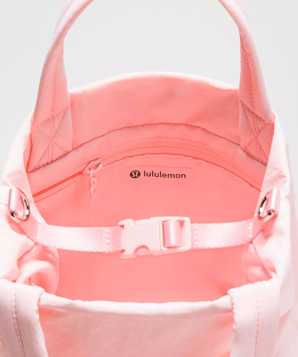 L.u.l.u.l.e.m.o.n Level Small Tote Bag