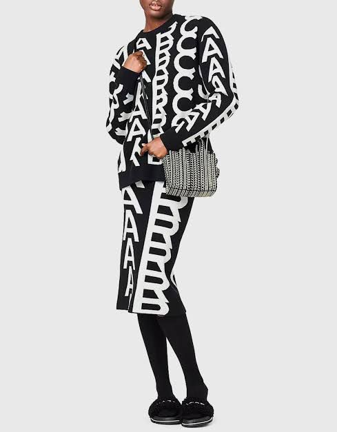 M.A.R.C. J.A.C.O.B.S. CROSS ZIPPER HANDBAG