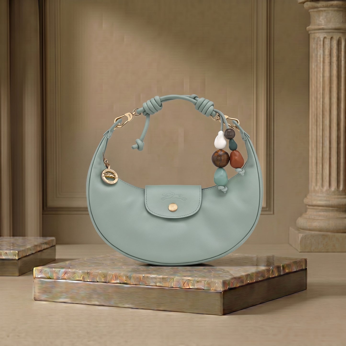 L.O-N.G.C.H-A.M.P Le Pliage Xtra Shoulder bag M
