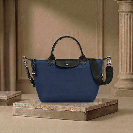 L.O.N.G.C.H.A.M.P Le Pliage Energy L Handbag