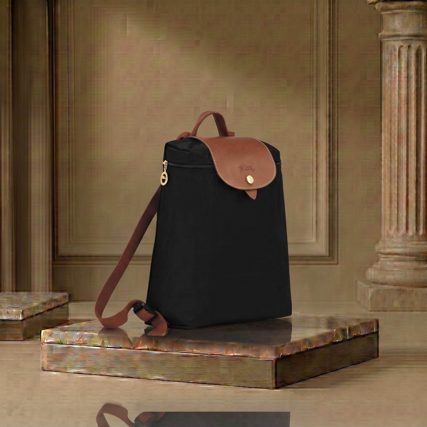 L.O.N.G.C.H.A.M.P Le Pliage M Backpack