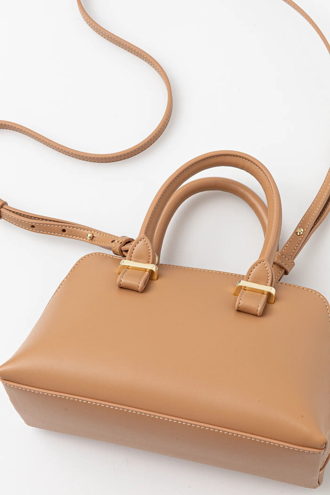 A.R.M.A.N.I E.X.C.H.A.N.G.E Crossbody Bag