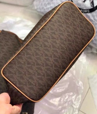 M.I.C.H.A.E.L K.O.R.S Jet set travel drawstring tote Bag