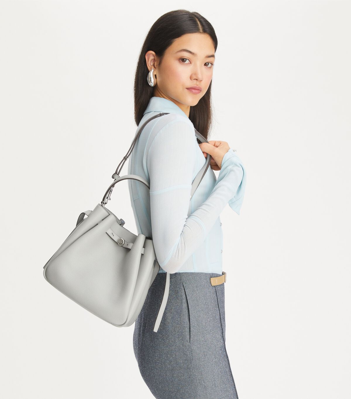 T.O.R.Y B.U.R.C.H Romy Bucket Bag Light