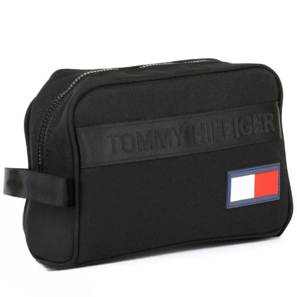 T.O.M.M.Y J.E.A.N.S Essential Toiletry Bag