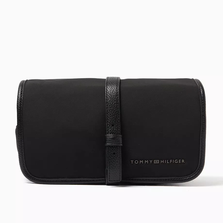 TOMMY HILFIGER Hanging Travel Washbag in Nylon