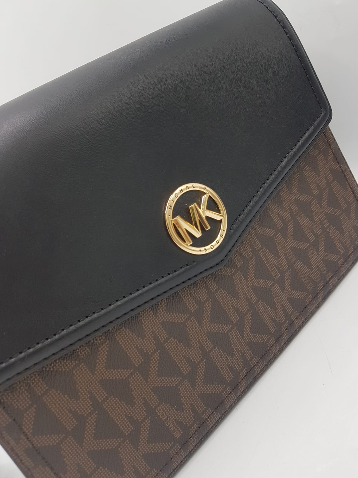 M.I.C.H.A.E.L K.O.R.S CROSSBODY  BAG