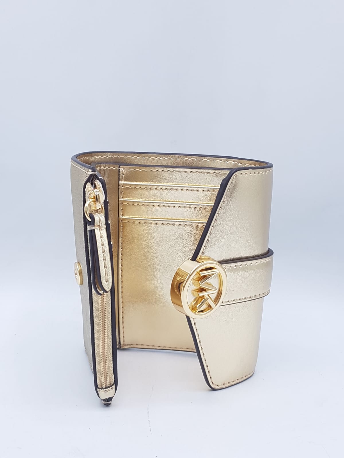 M.I.C.H.A.E.L K.O.R.S TRI FOLD WALLET