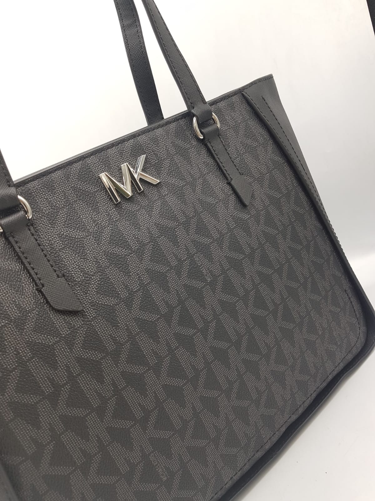 M.I.C.H.A.E.L K.O.R.S SHOULDER BAG