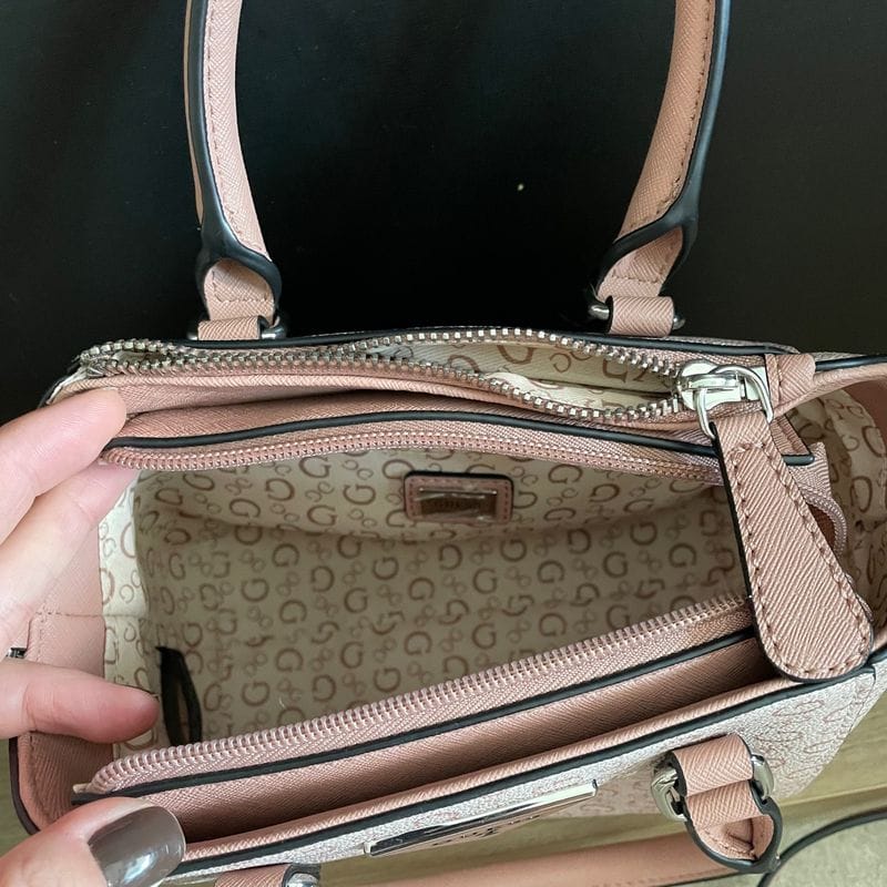 G.U.E.S.S Crossbody Bag