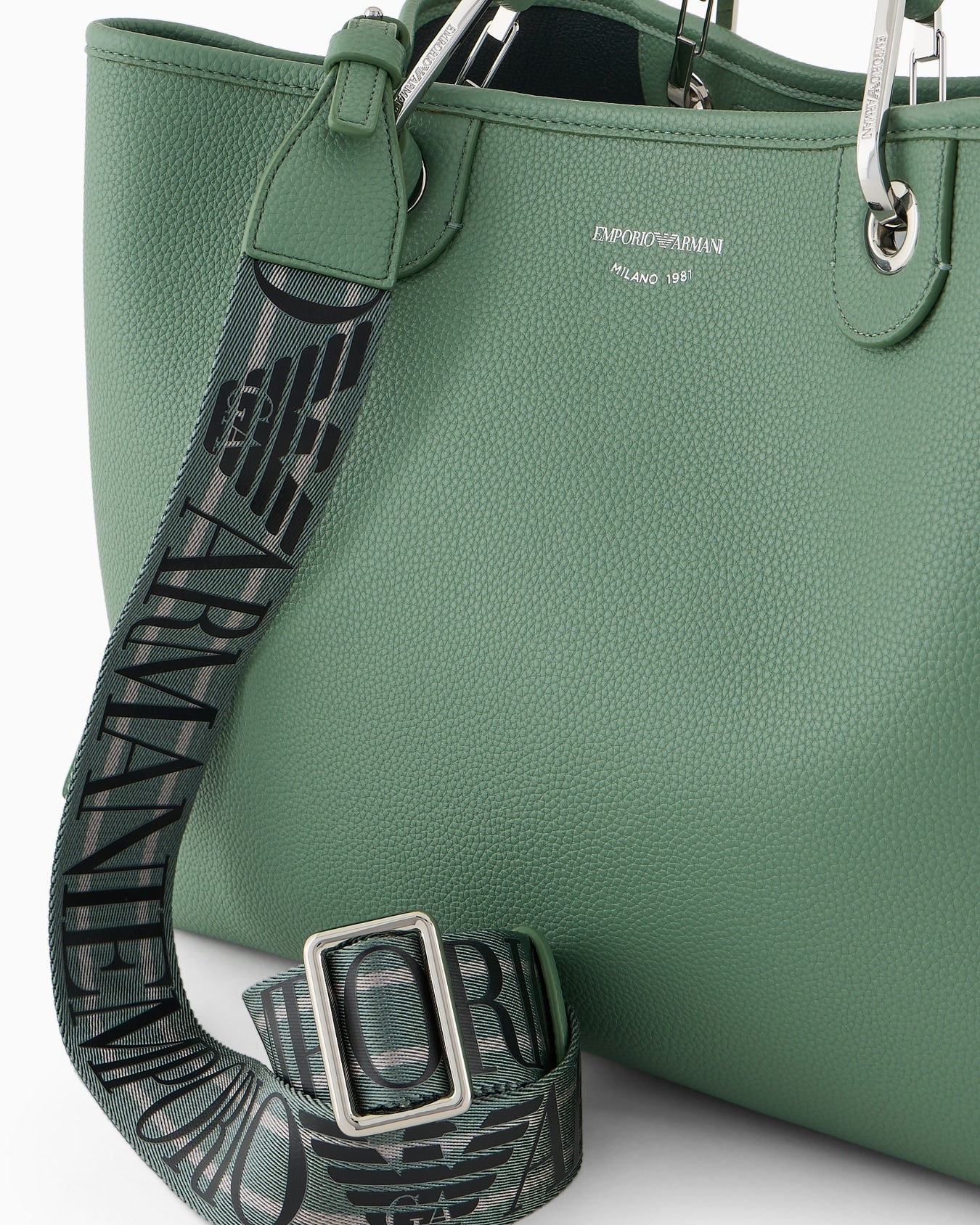 E.M.P.O.R.I.O A.R.M.A.N.I SHOPPER BAG