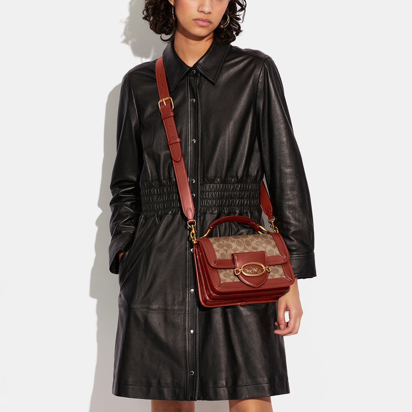 C.O.A.C.H Shoulder Clip Bag