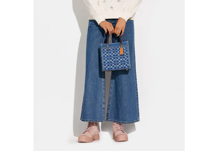 C.O.A.C.H. SHOULDER HANDBAG