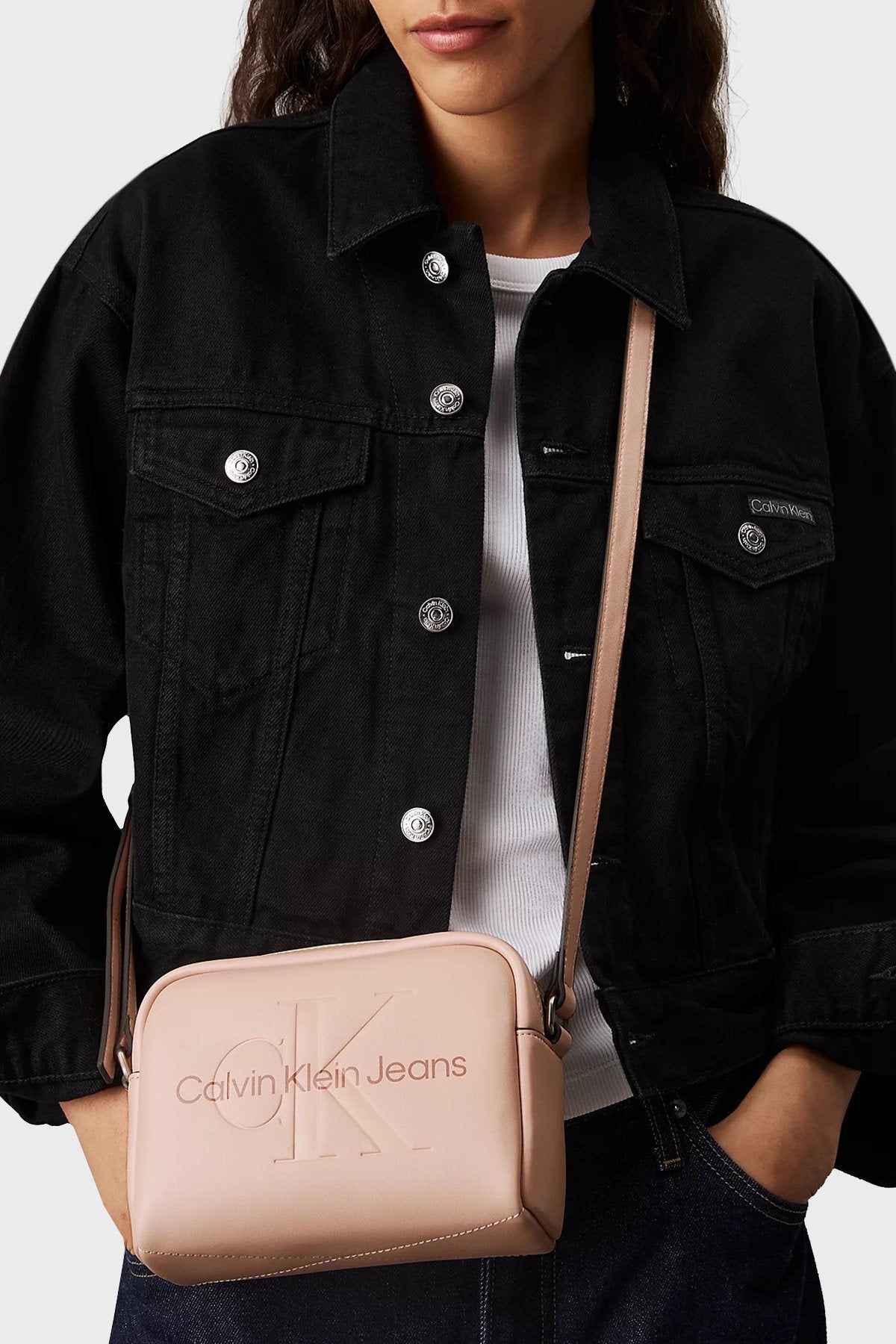 C.A.L.V.I.N  K.L.E.I.N Crossbody Bag