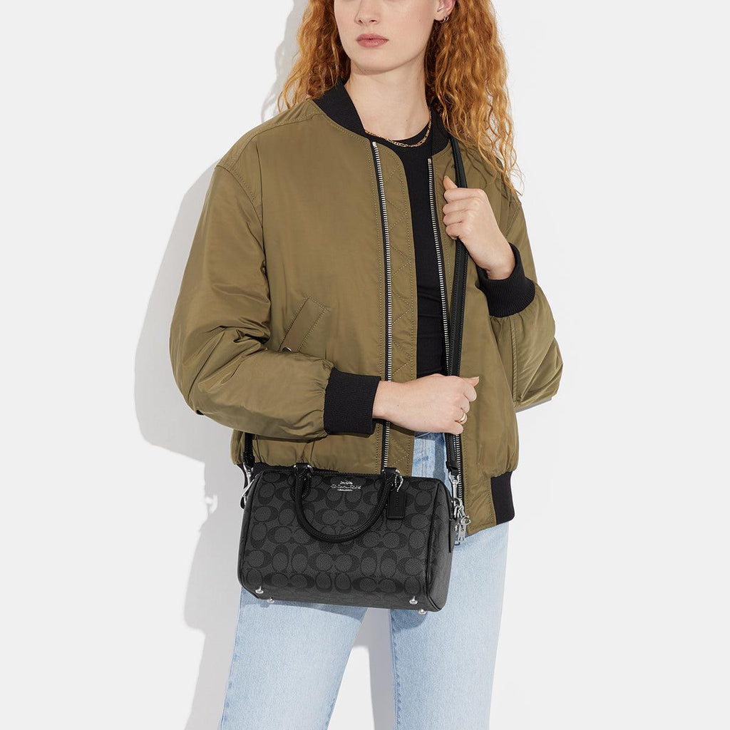 C.O.A.C.H. CROSS HANDBAG