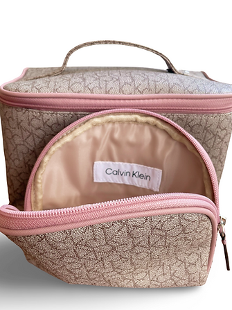 C.A.L.V.I.N K.L.E.I.N Toiletry Bag | Hand Trip