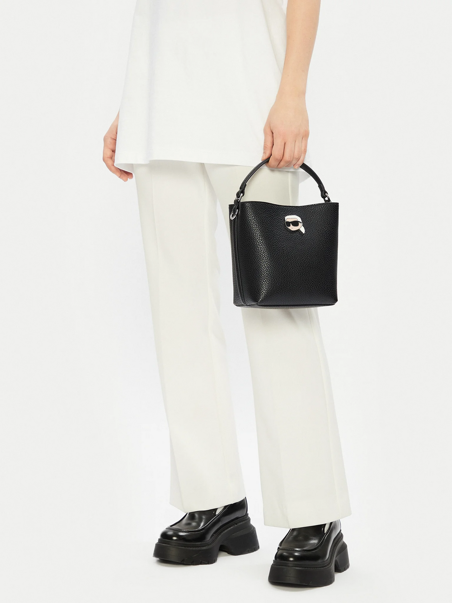 K.A.R.L L.A.G.E.R.F.E.L.D Crossbody Bag