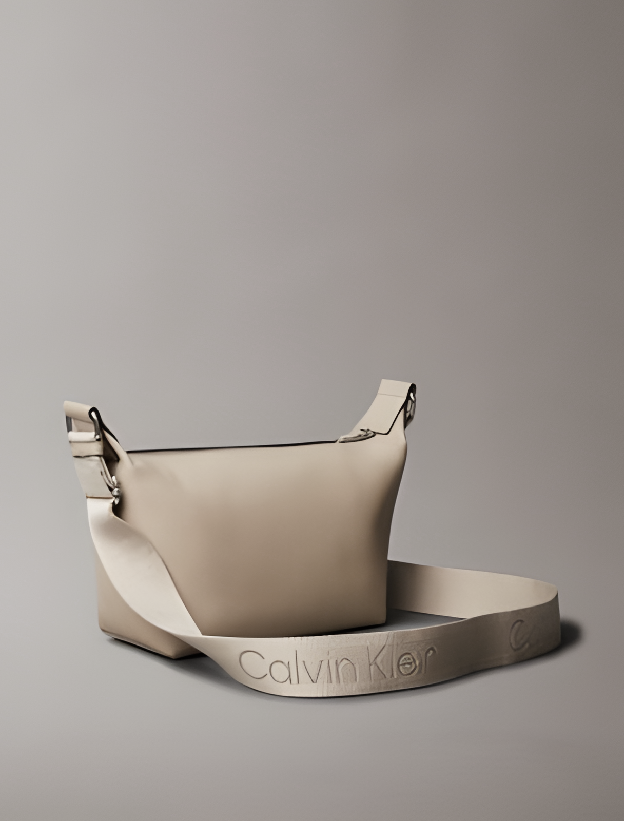 C.A.L.V.I.N K.L.E.I.N Ultralight Shoulder Bag
