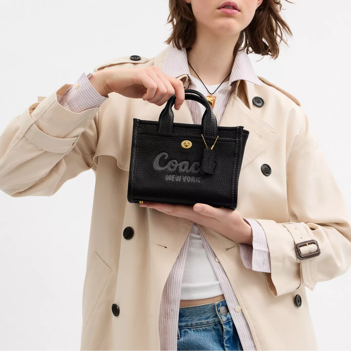 C.O.A.C.H CARGO TOTE BAG 20
