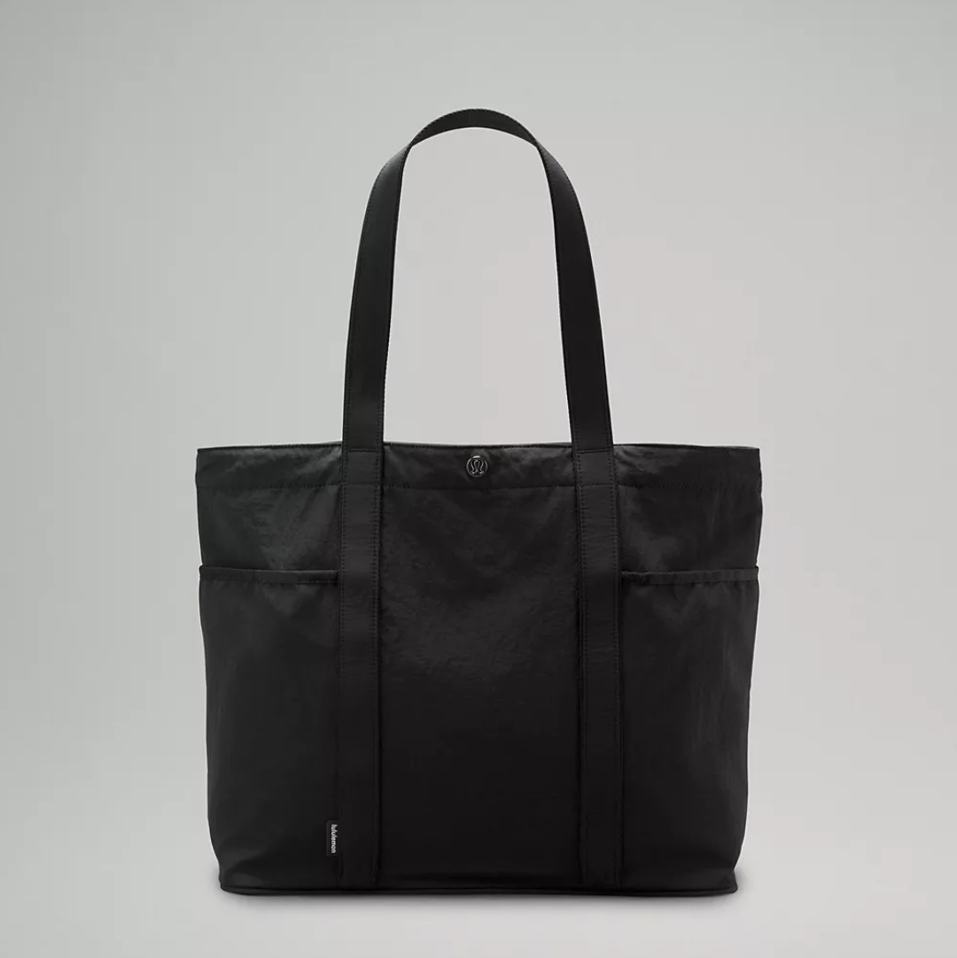 L.U.L.U.L.E.M.O.N  Daily Multi-Pocket Tote Bag 20L