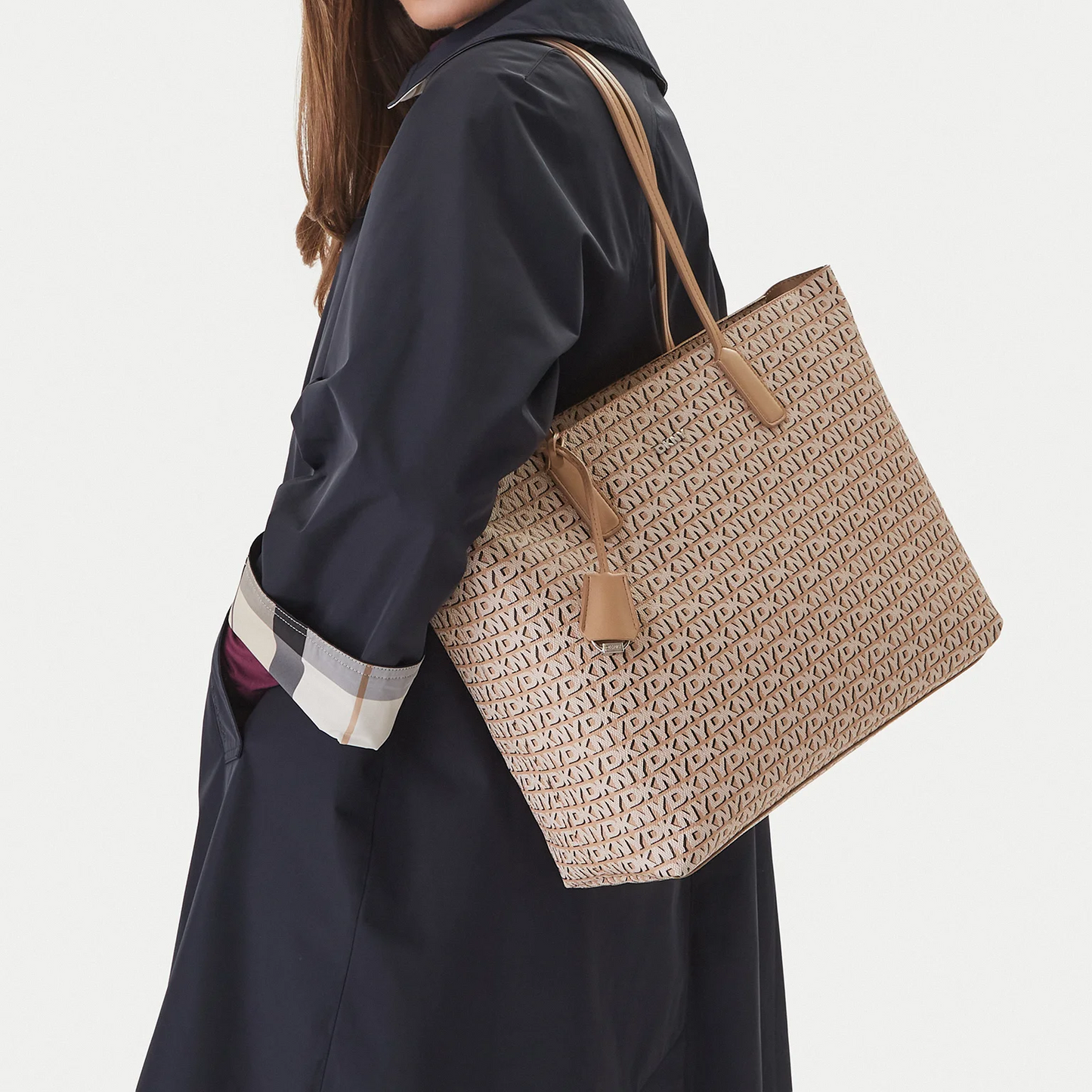 D.K.N.Y WOMEN'S Shoulder Bag R52A5I42 Beige MONOGRAM
