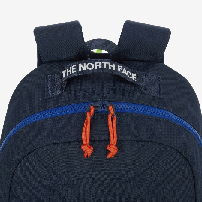 T.H.E N.O.R.T.H F.A.C.E K'S Switch  Medium BACKPACK