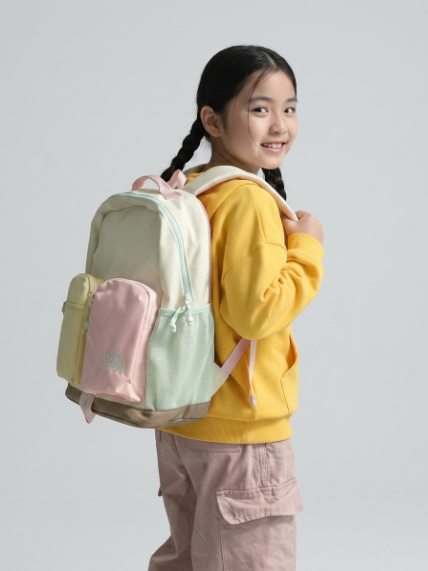 T.H.E N.O.R.T.H F.A.C.E K'S Switch  Medium BACKPACK