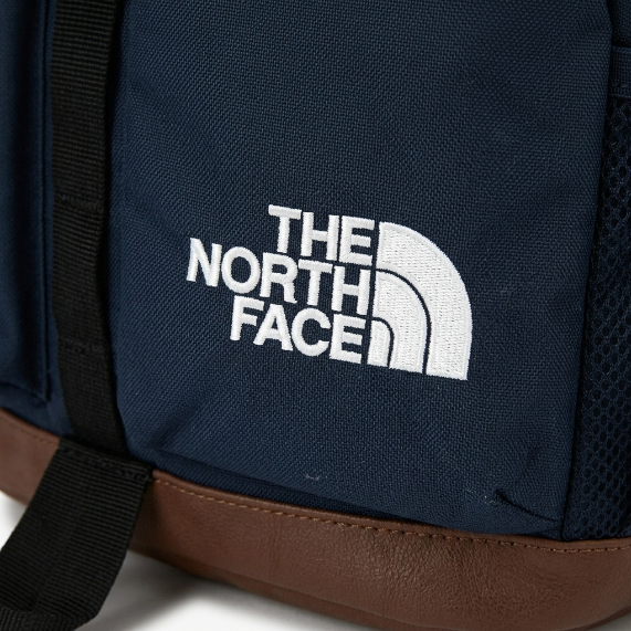 T.H.E N.O.R.T.H F.A.C.E Kids' Backpack (K'S SWITCH SCH PACK L)