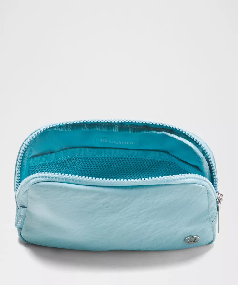 L.U.L.U.L.E.M.O.N Everywhere Belt Bag Large 1L
