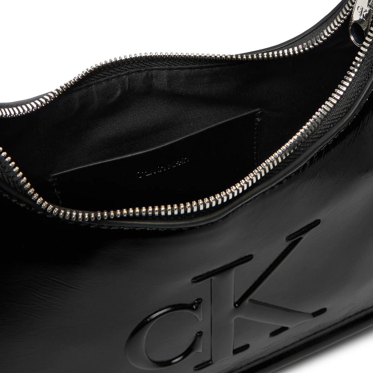 C.A.L.V.I.N K.L.E.I.N Shoulder Bag LV04F3332G