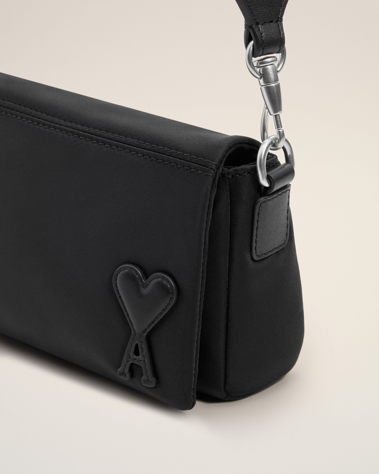 A.M.I. A.L.E.X.A.N.D.R.E M.A.T.T.I.U.S.S.I SHOULDER Bag