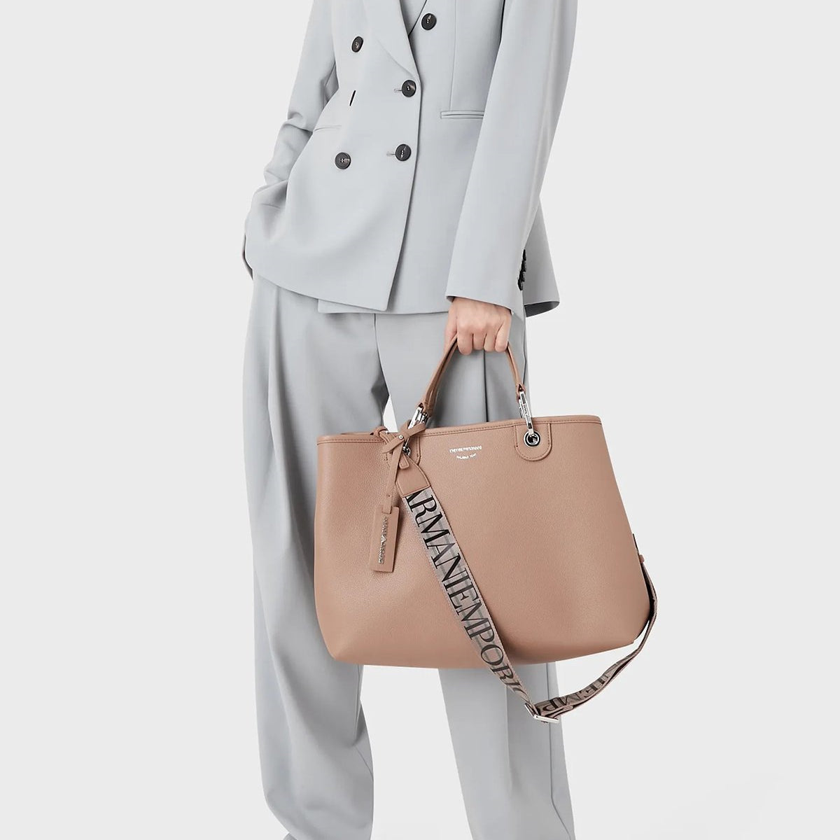 E.M.P.O.R.I.O A.R.M.A.N.I Shoulder/Crossbody Bag