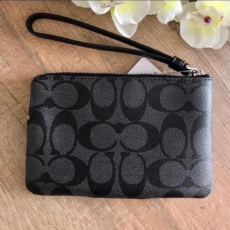 C.O.A.C.H CORNER ZIP WRISTLET