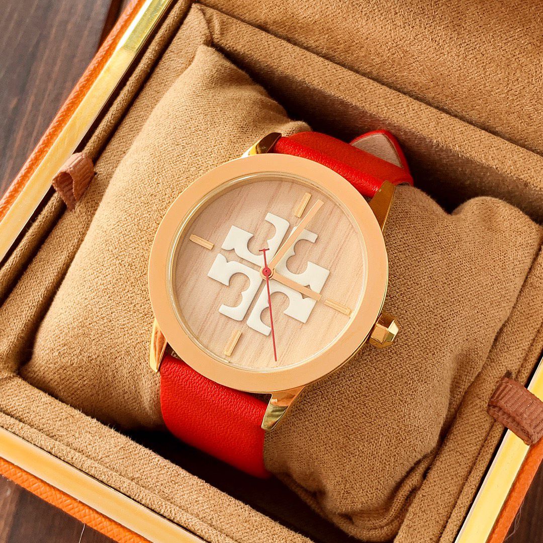 T.O.R.Y B.U.R.C.H WATCH