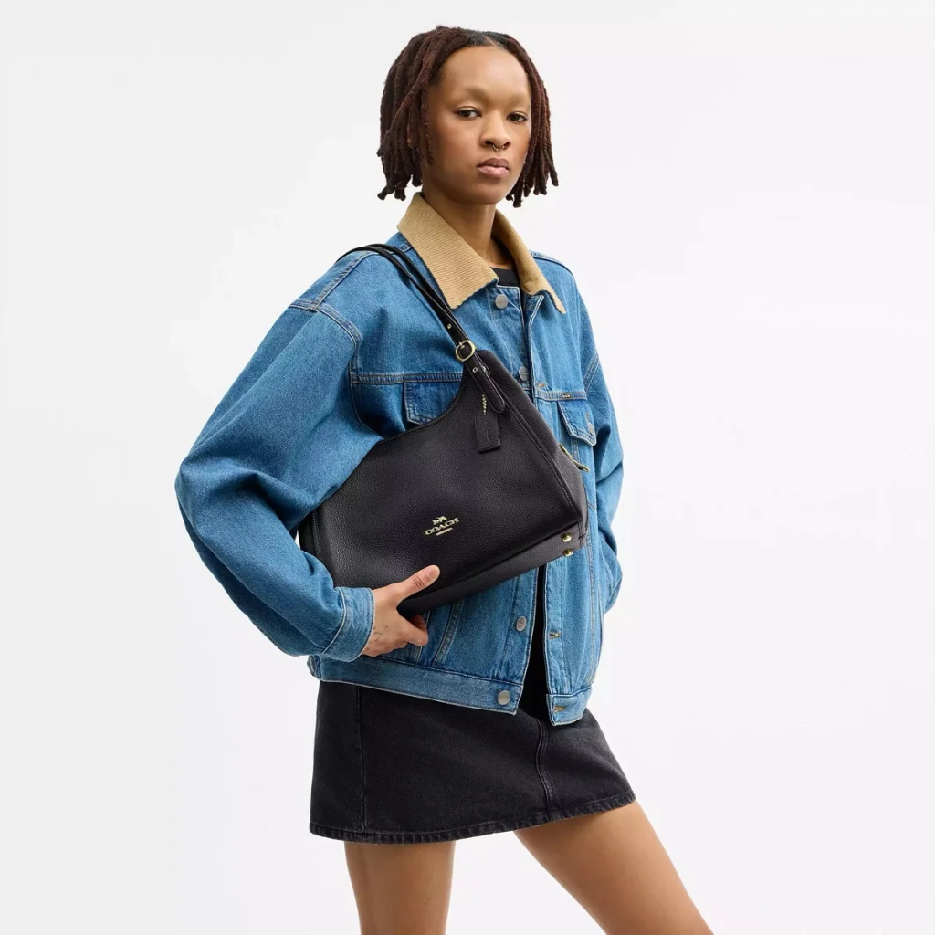 C.O.A.C.H LOLA COACH Erin Shoulder Bag in Black