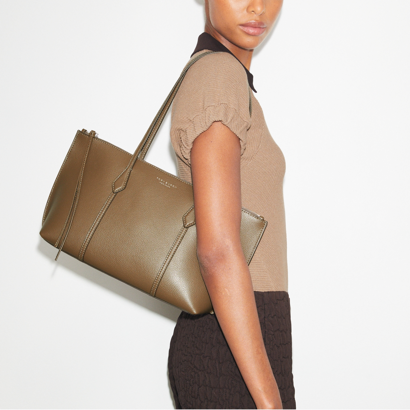 T.O.R.Y B.U.R.C.H PERRY ZIP TOTE