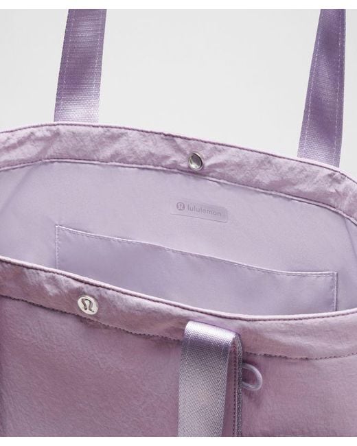 L.U.L.U.L.E.M.O.N  Daily Multi-Pocket Tote Bag 20L