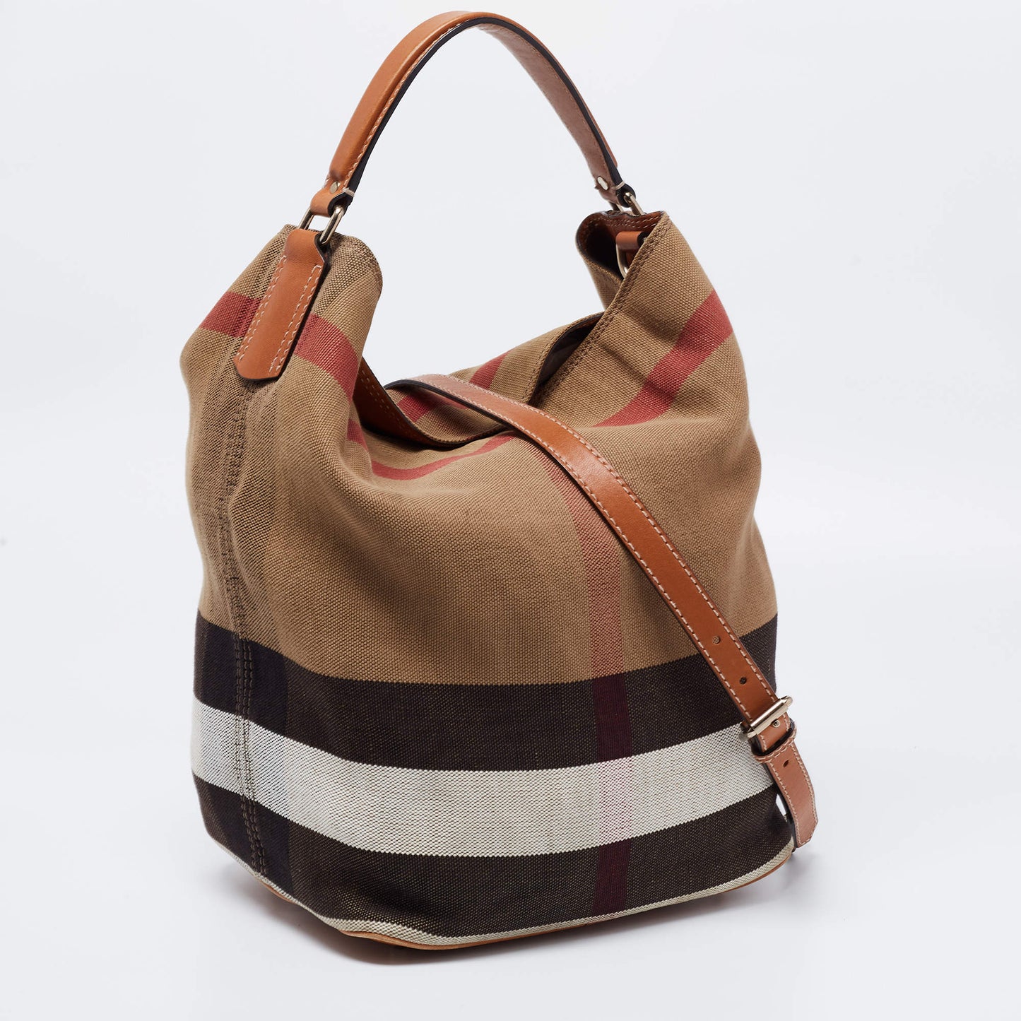 B.U.R.B.E.R.R.Y Ashby Bucket Bag