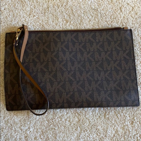 M.I.C.H.A.E.L K.O.R.S Jet set travel drawstring tote Bag