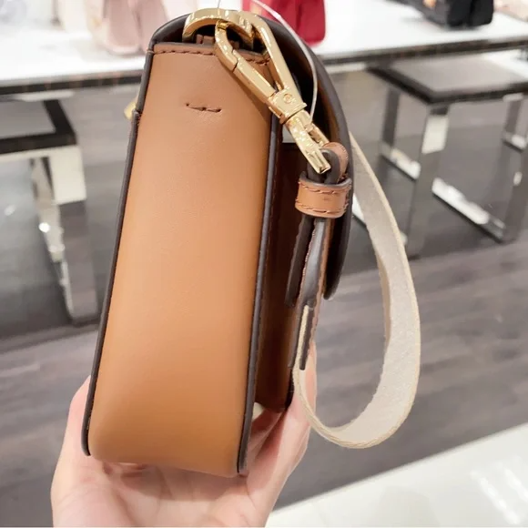 M.I.C.H.A.E.L. K.O.R.S. CROSSBODY BAG