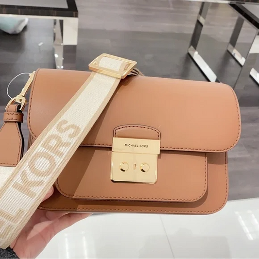 M.I.C.H.A.E.L. K.O.R.S. CROSSBODY BAG